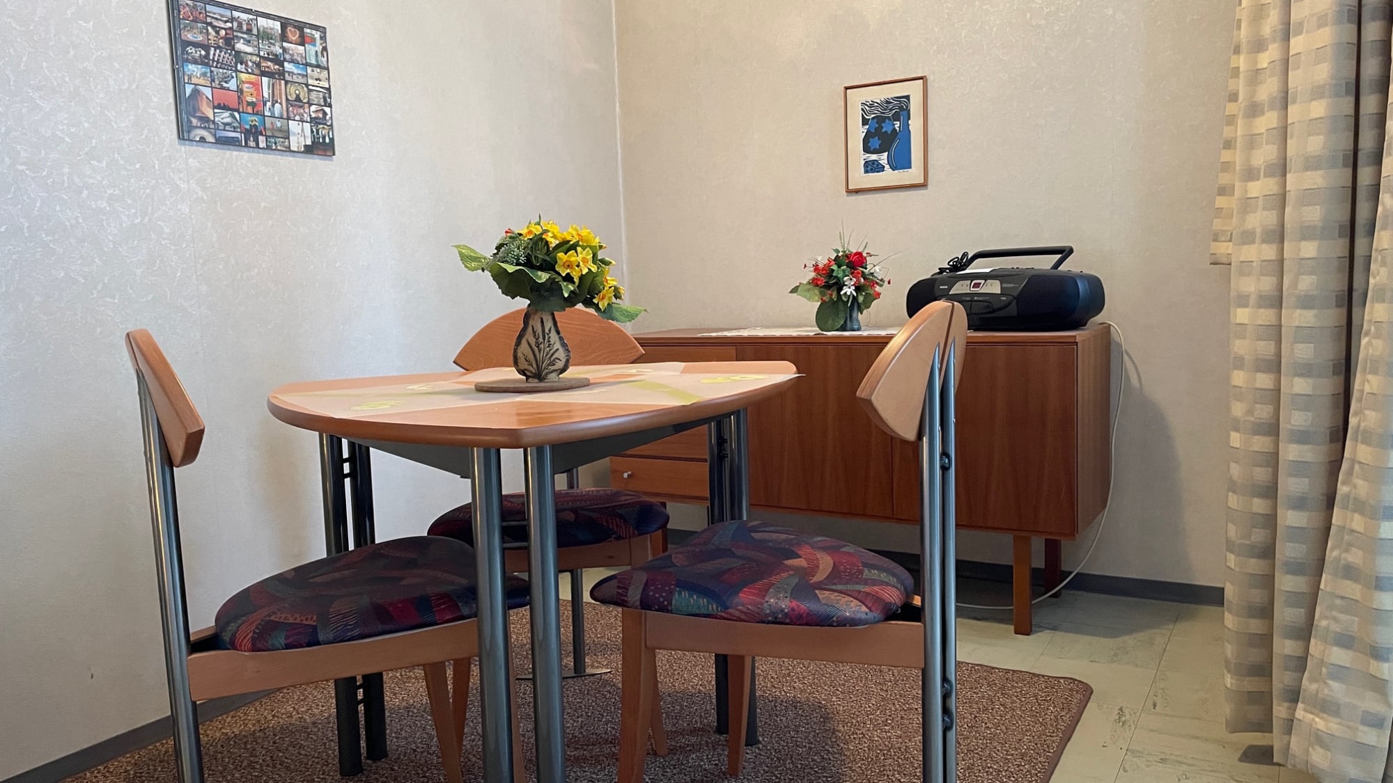 Altenau Immobilien - Essbereich in der großräumigen Wohnung